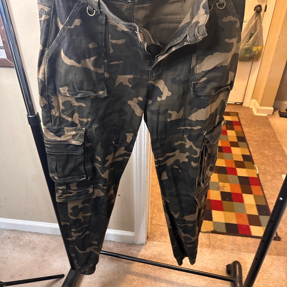 Fashion Nova Camouflage Cargo Pants